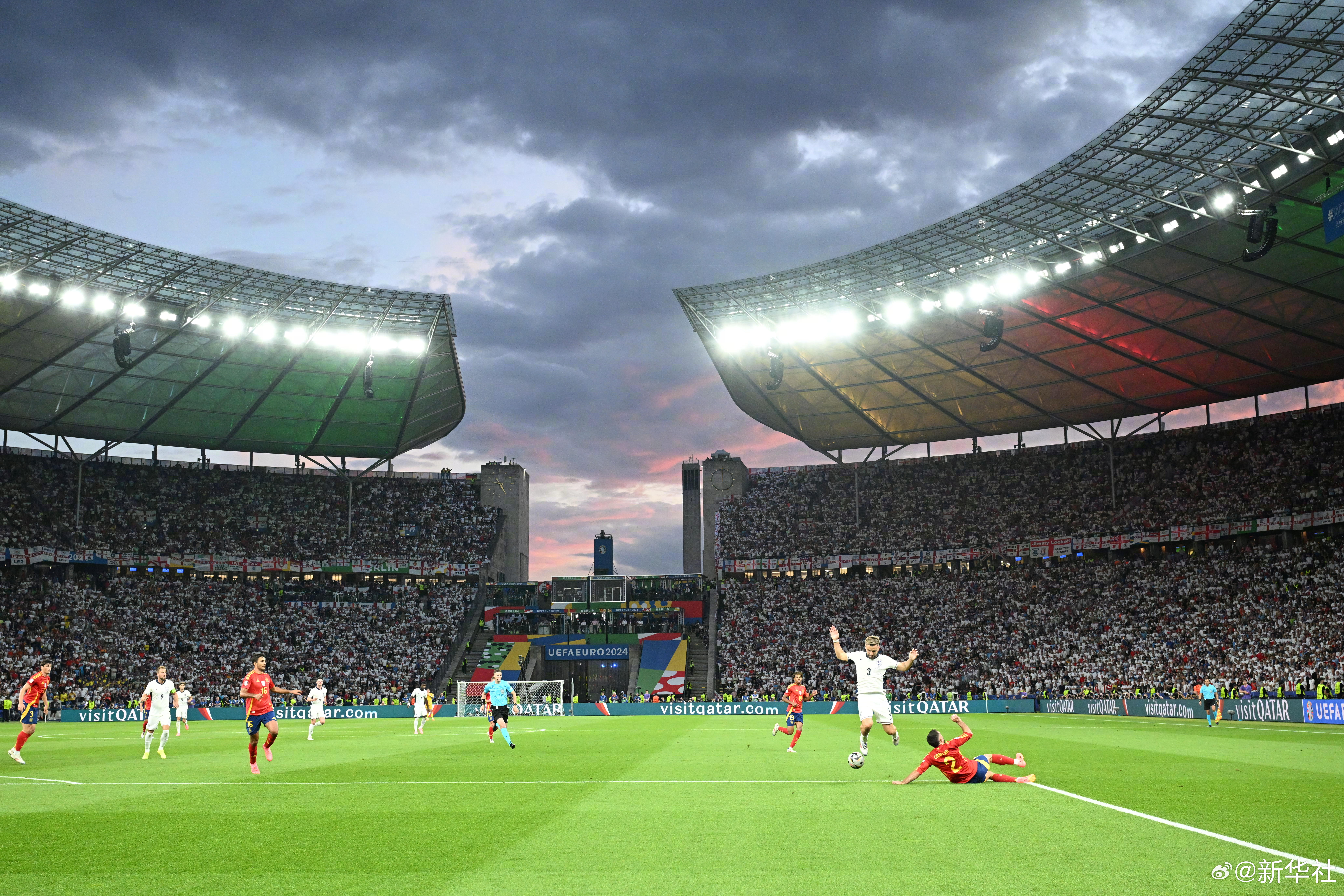 西班牙小组出线,进入欧锦赛赛场 西班牙小组出线,进入欧锦赛赛场