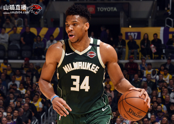 雄鹿一鼓作气，以压倒性优势获胜的简单介绍