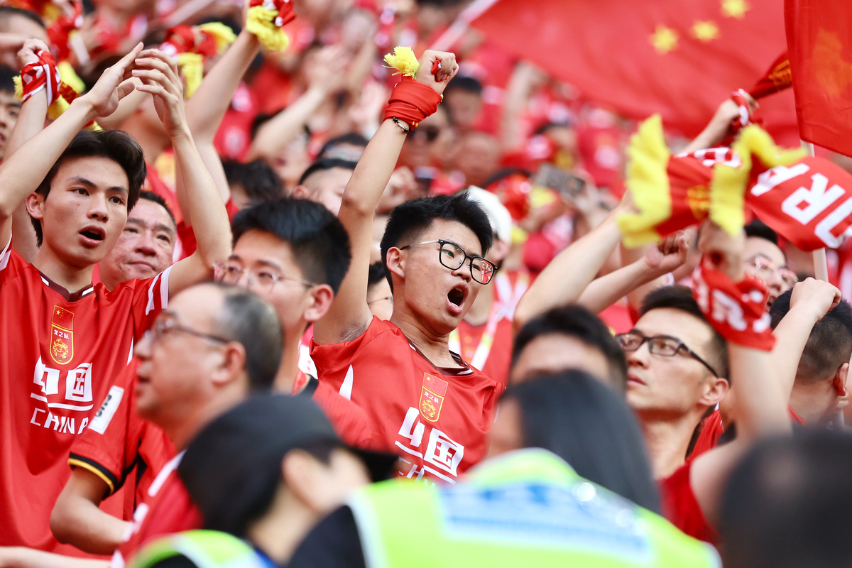 广州队实力有待提升，迎难而上