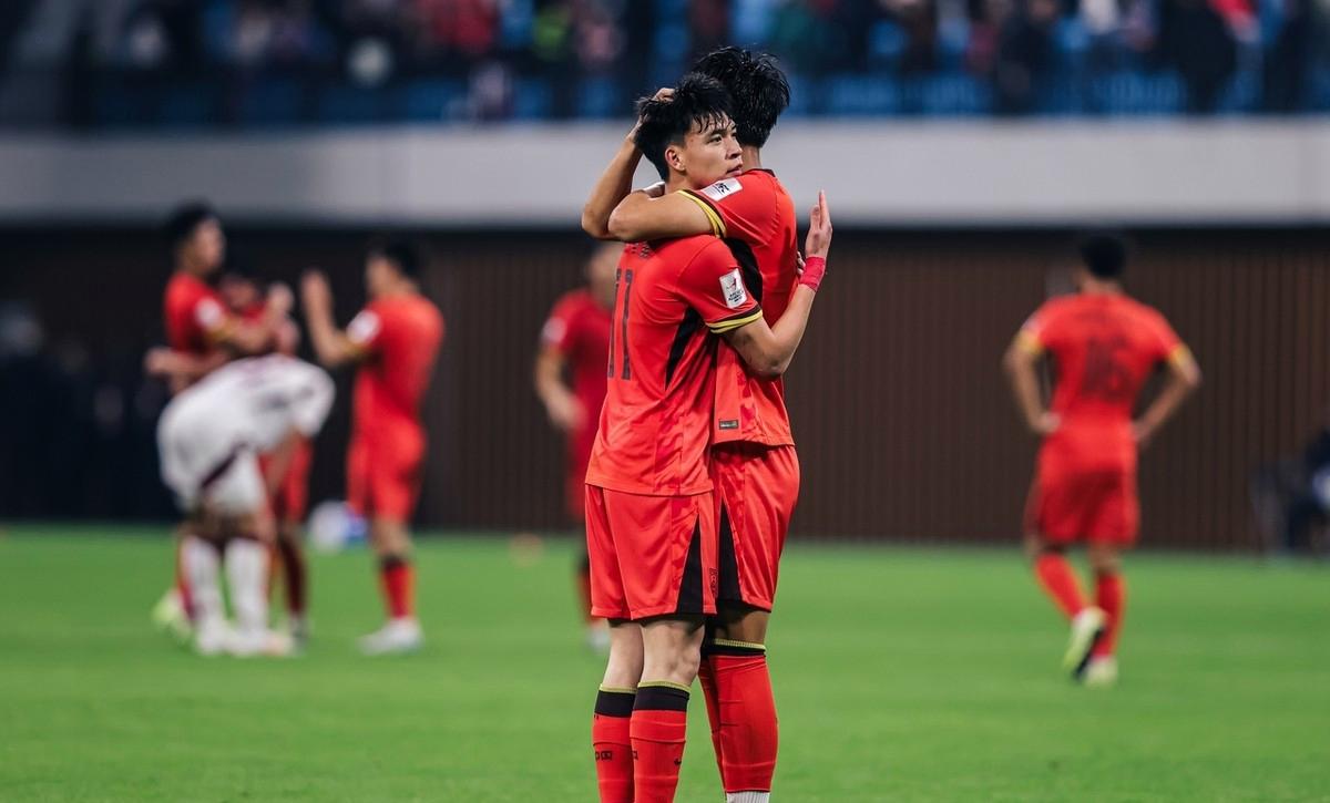 浙江队员状态火爆,成为关注焦点 浙江队员状态火爆,成为关注焦点