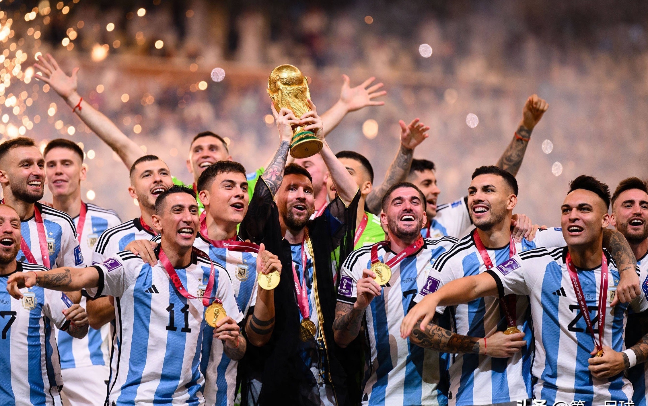 葡萄牙绝杀土耳其，梅西点燃赛场