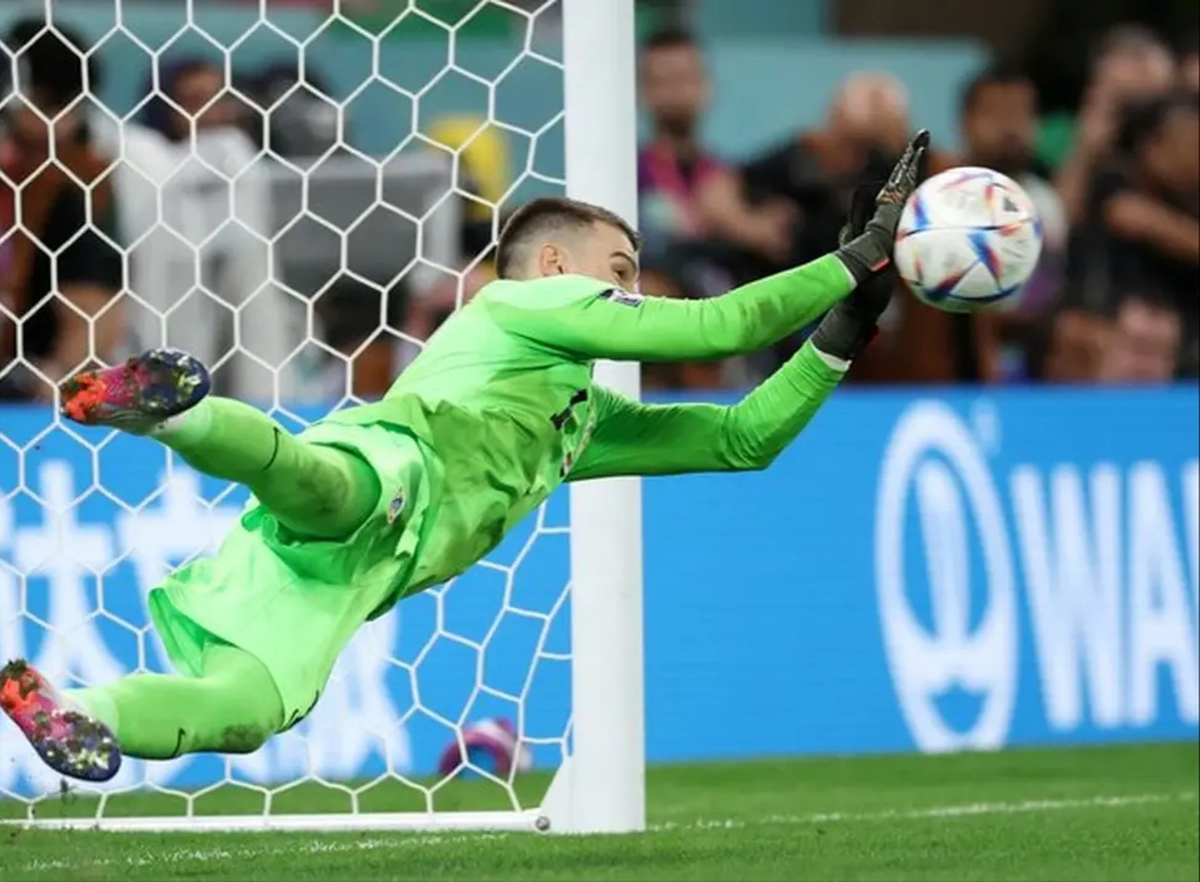 克罗地亚横扫巴西,格列兹曼点燃赛场 克罗地亚横扫巴西,格列兹曼点燃赛场