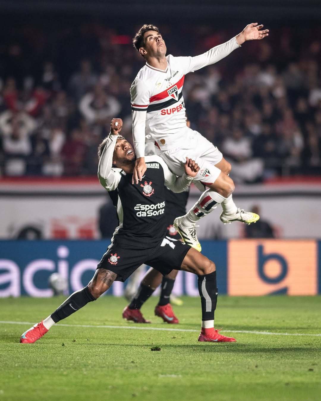 国际米兰鏖战马德里竞技，托尼高光表现