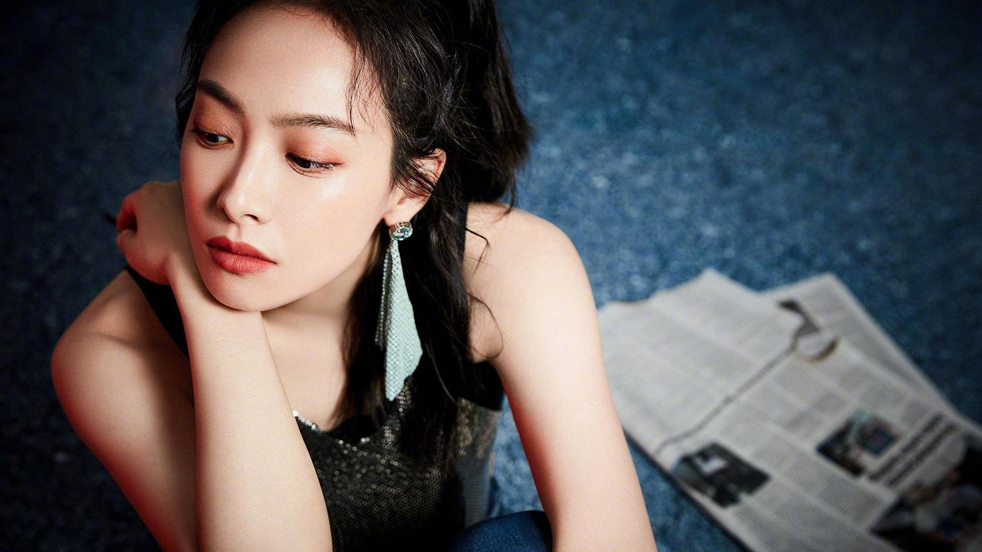 沙漠雄狮吞噬高原，梅西的影子在阿圭罗脚下苏醒