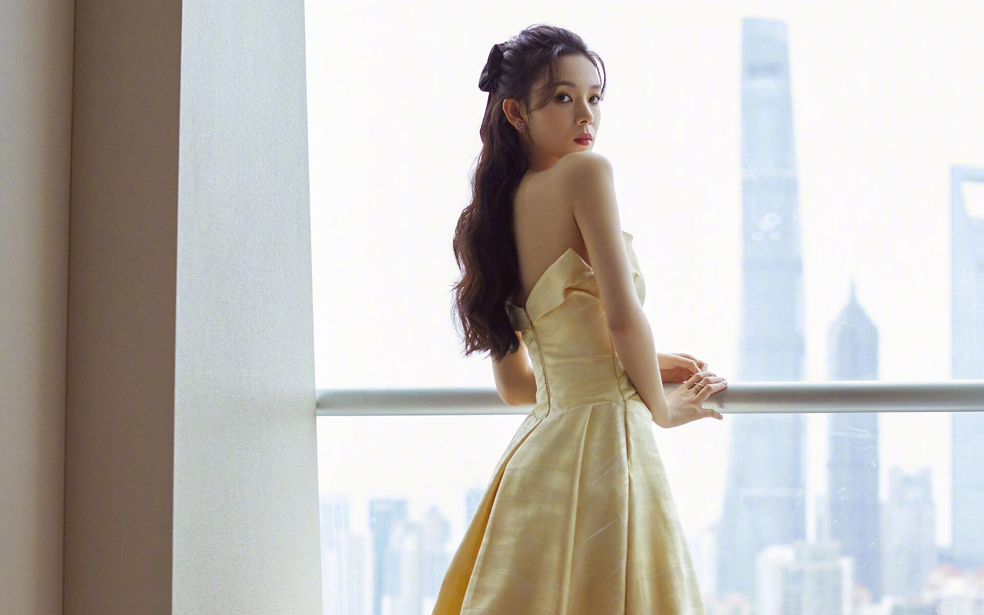 欧冠淘汰赛之夜，厄德高舞剧般演绎，谱写绿茵交响乐