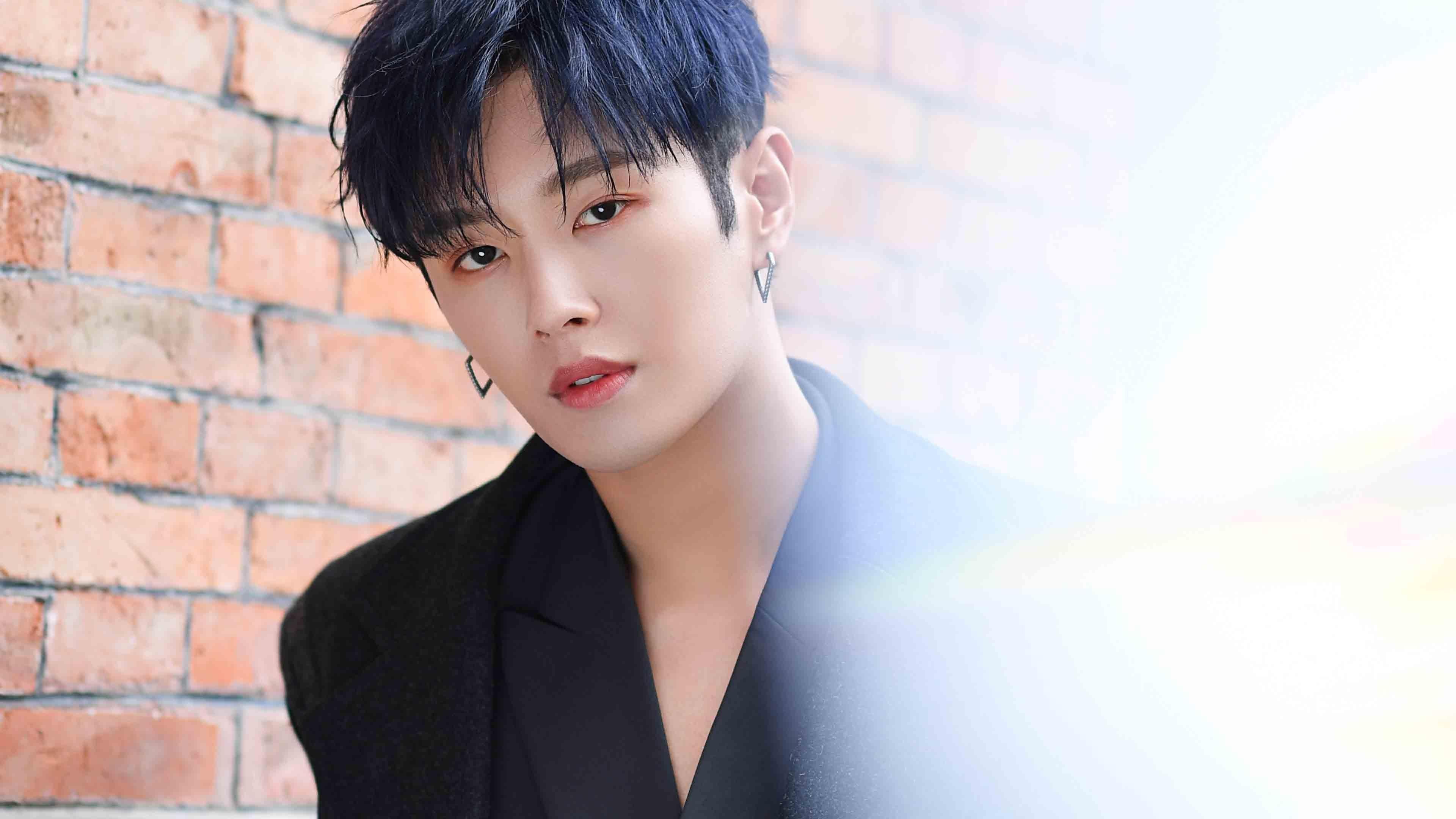 神话重写，巴西踏平希腊之夜，斯通斯如何成为永恒注脚？