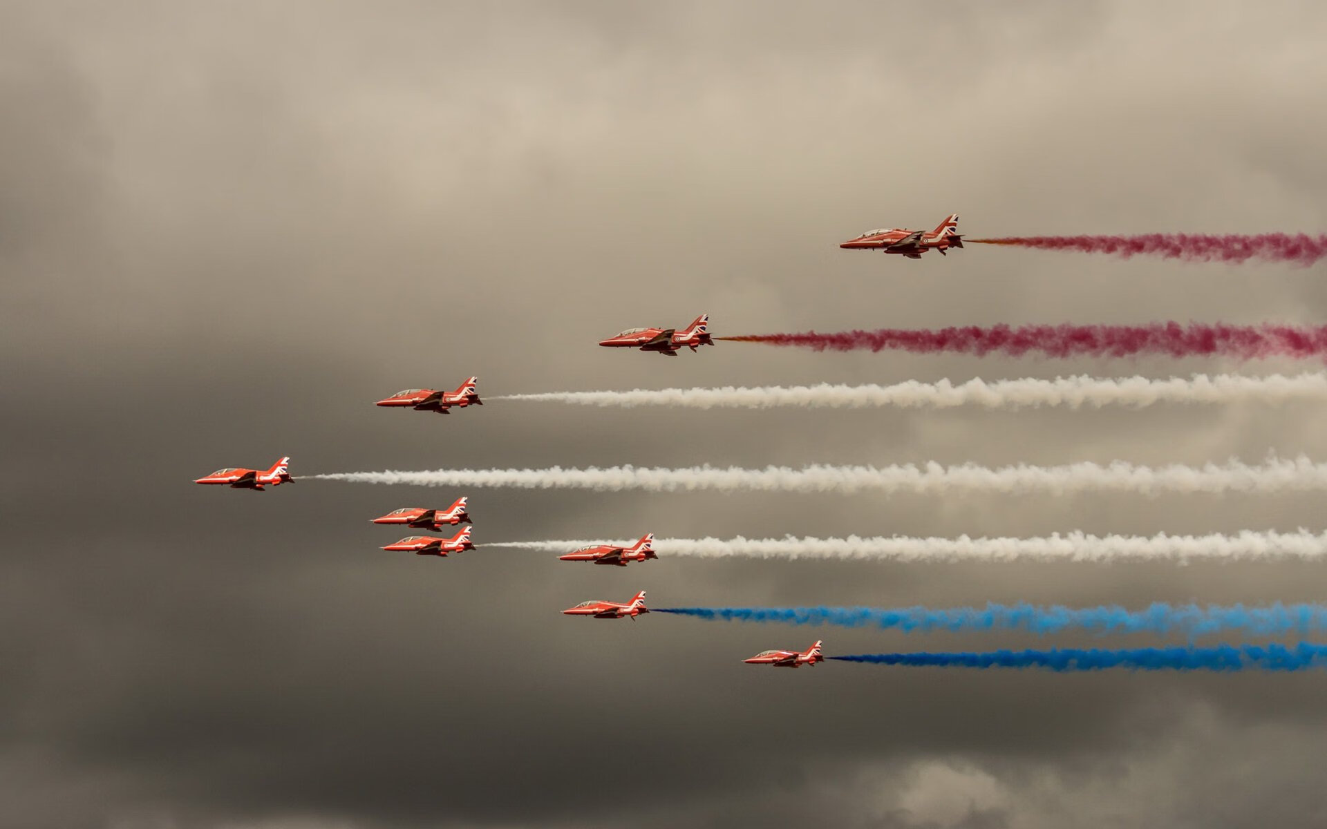 钢铁心脏，奥运周期前夜，罗德里定义关键战的冠军算法