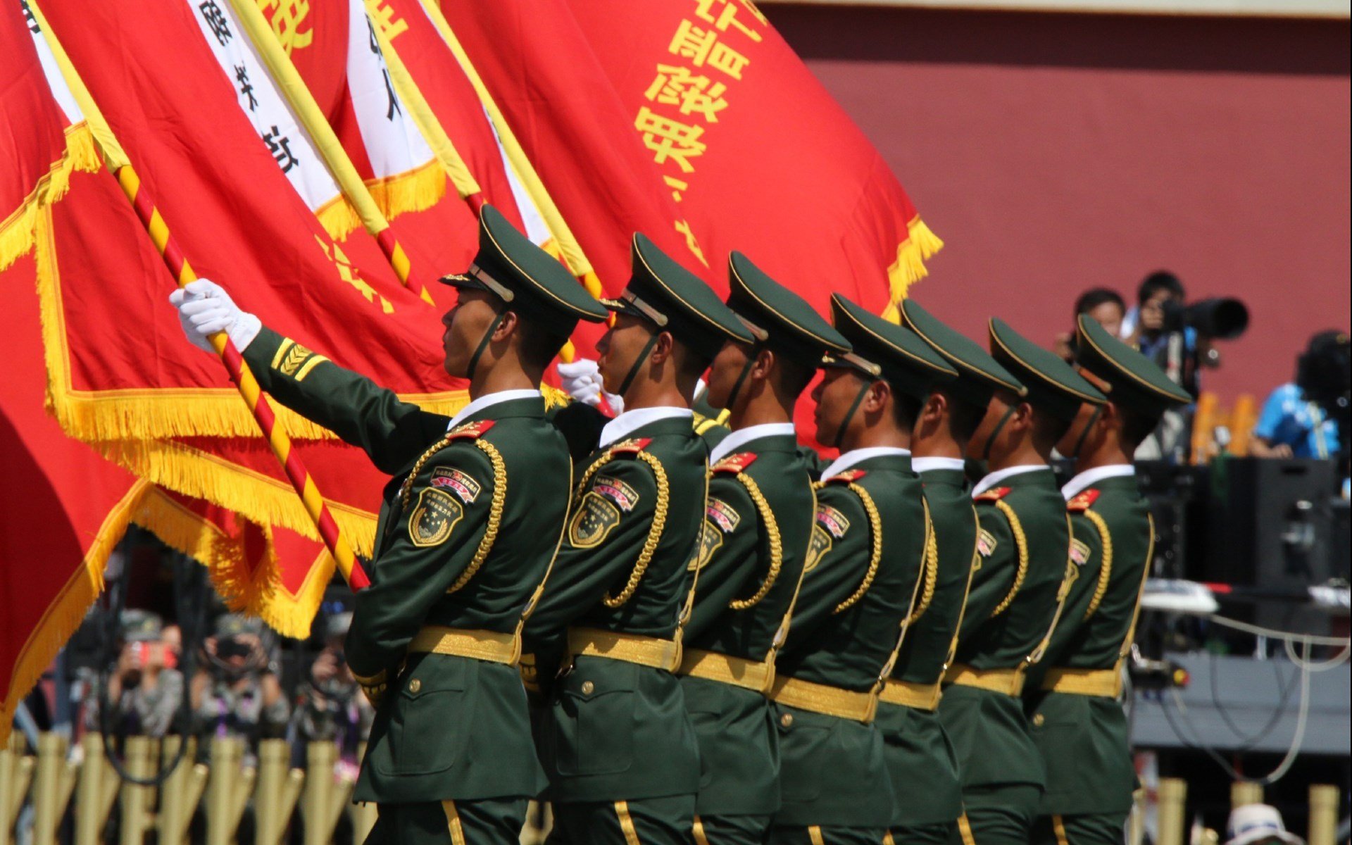 钢铁之心，布罗佐维奇的节奏密码，如何让2026世界杯G组英西大战变成一个人的独奏